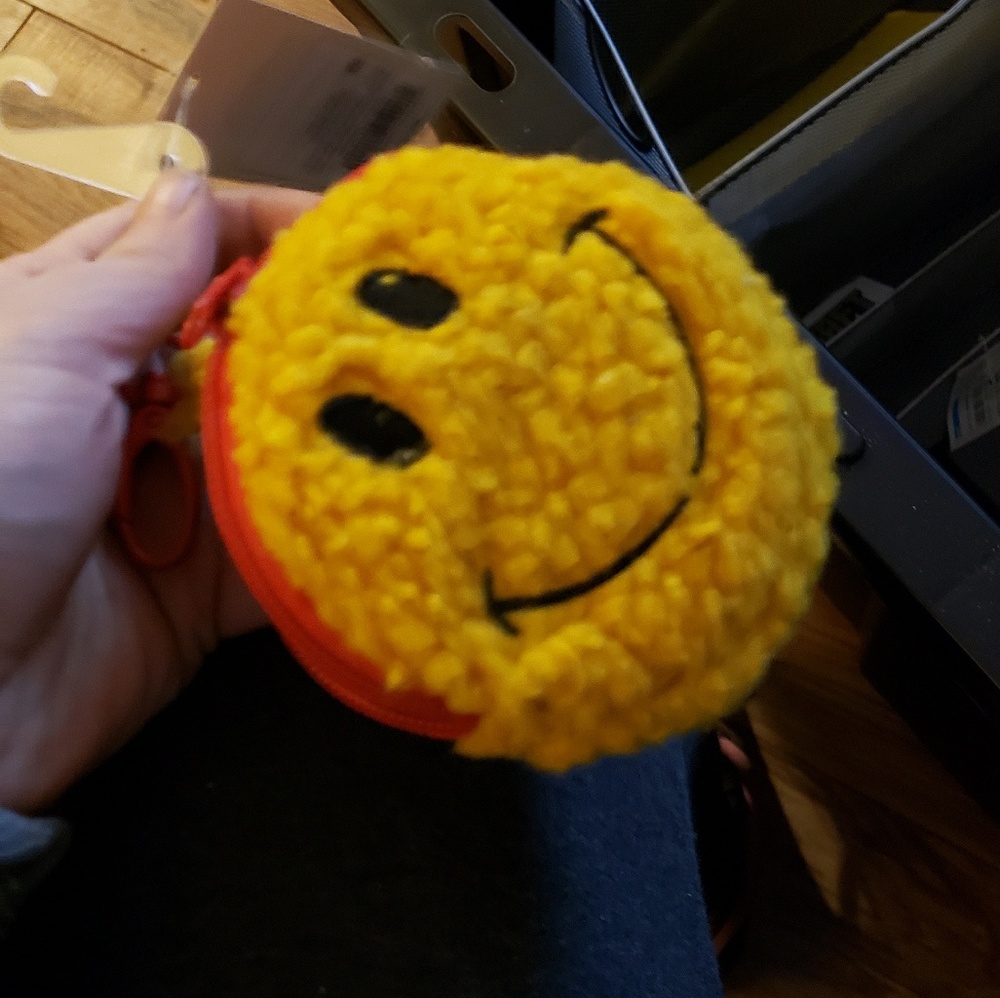 Smile coin purse